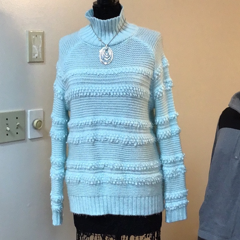🎉2 for $15 Sale🎉a.n.a. Oversized sweater, very soft, fits medium size too!